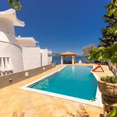 Savinka Вилла Epidaurus