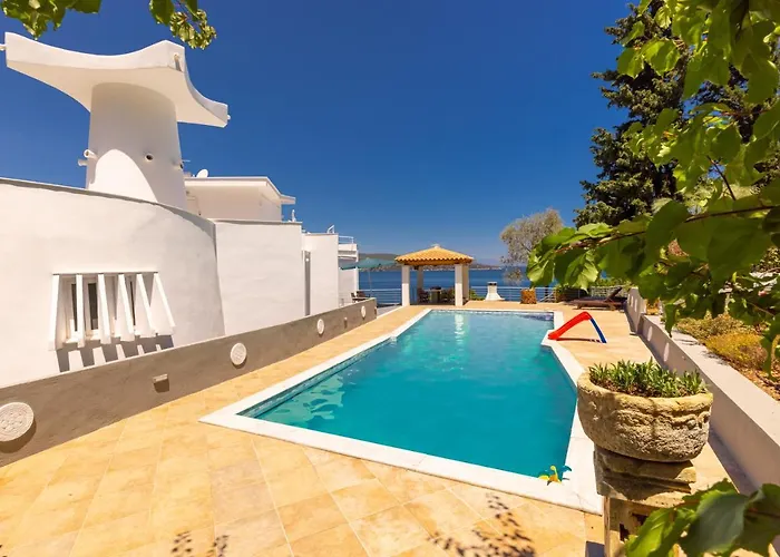 Savinka Вилла Epidaurus